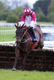 Maxxum 210425PML1512.jpg