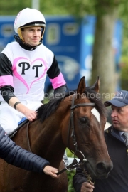 Porta Fortuna 250525PML1246.jpg