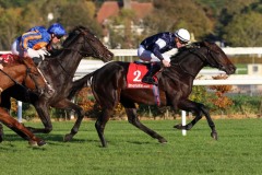 26 October 2019;  DEGRAVES, Shane Crosse up, defeating, Persia, Seamie Heffernan up, and Justifier, Colin Keane up, in The Bet With The Tote At Leopardstown Eyrefield Stakes at Leopardstown.      © Peter Mooney, 59 Upper George's Street, Dun Laoghaire, Co. Dublin, Ireland.    Tel:  00 353 (0)86 2589298