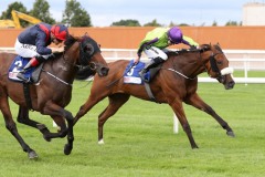 6 August 2018;  CHICAS AMIGAS, Colm O'Donoghue up, far side, defeating Evasive Power, Gary Halpin up, in The Mongey Communications Race at The Curragh.      © Peter Mooney, 59 Upper George's Street, Dun Laoghaire, Co. Dublin, Ireland.    Tel:  00 353 (0)86 2589298